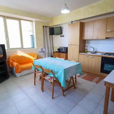 Charming In With Large Terrace
