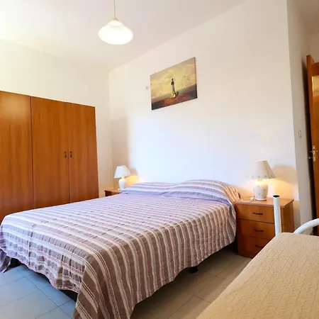 Charming In With Large Terrace *