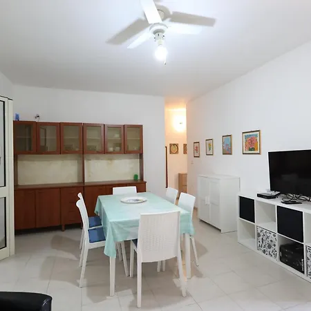 Charming In With Large Terrace Appartement