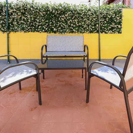 Charming In With Large Terrace